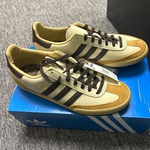Adidas Originals Reverse Cord Tan Brown FX5640